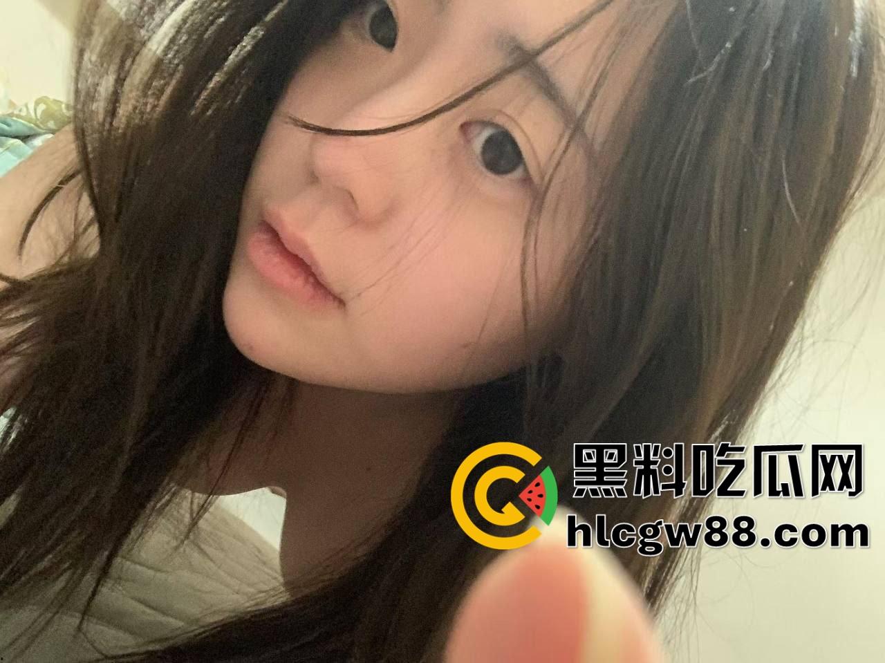 河北瓜友自曝极品前女友,粉嫩美鲍一手可握的大奶,床上会吃会叫骚得没边,如今成了谁的专属母狗?