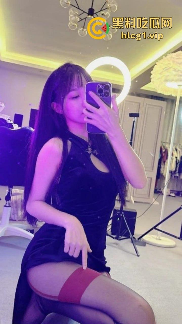 快手60万女网红 【汤圆啊】圈内最新付费资源泄密!全网最高颜值身材的女神极其迷人!