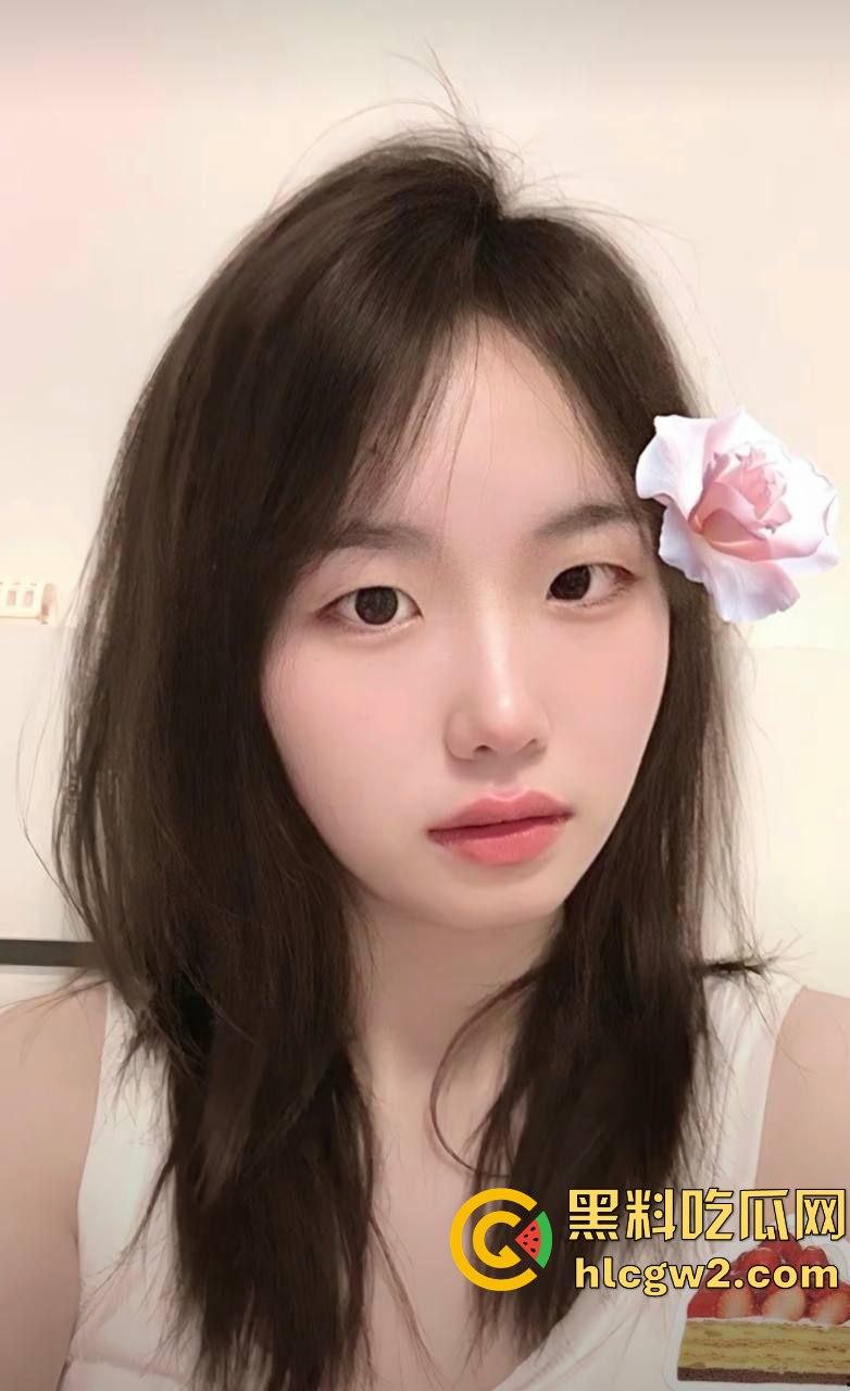 广州医科大学2022级校花【姜梓婷】调教视频曝光 清纯脸孔下的淫荡小母狗被男友操得嗷嗷叫!