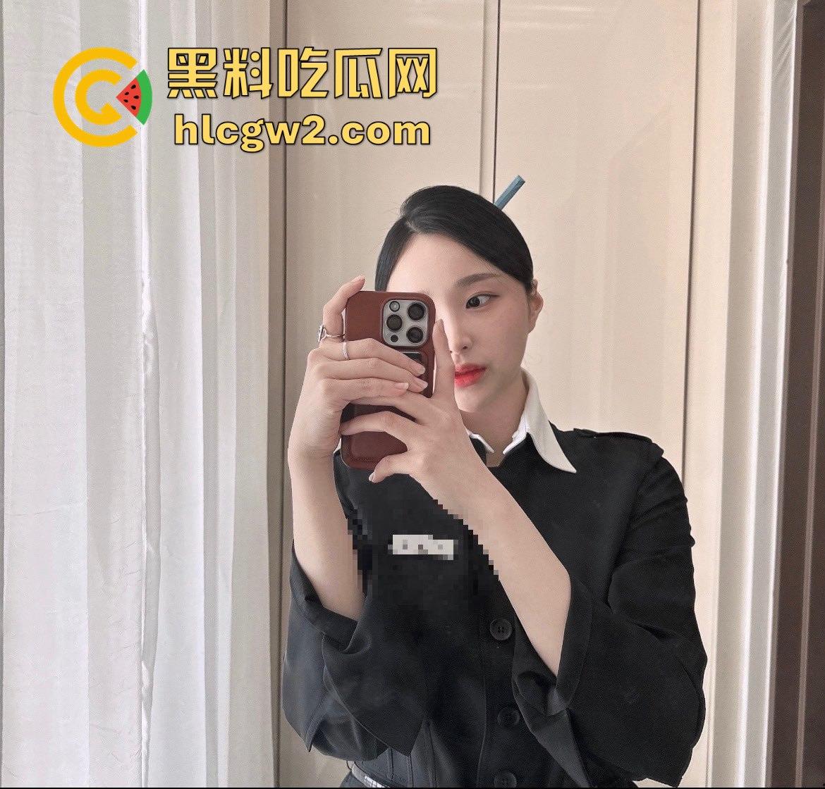 河北极品九头身美腿少妇【史若曦】狐媚眼小三相,满分颜值被土豪包养性爱自拍独家流出!