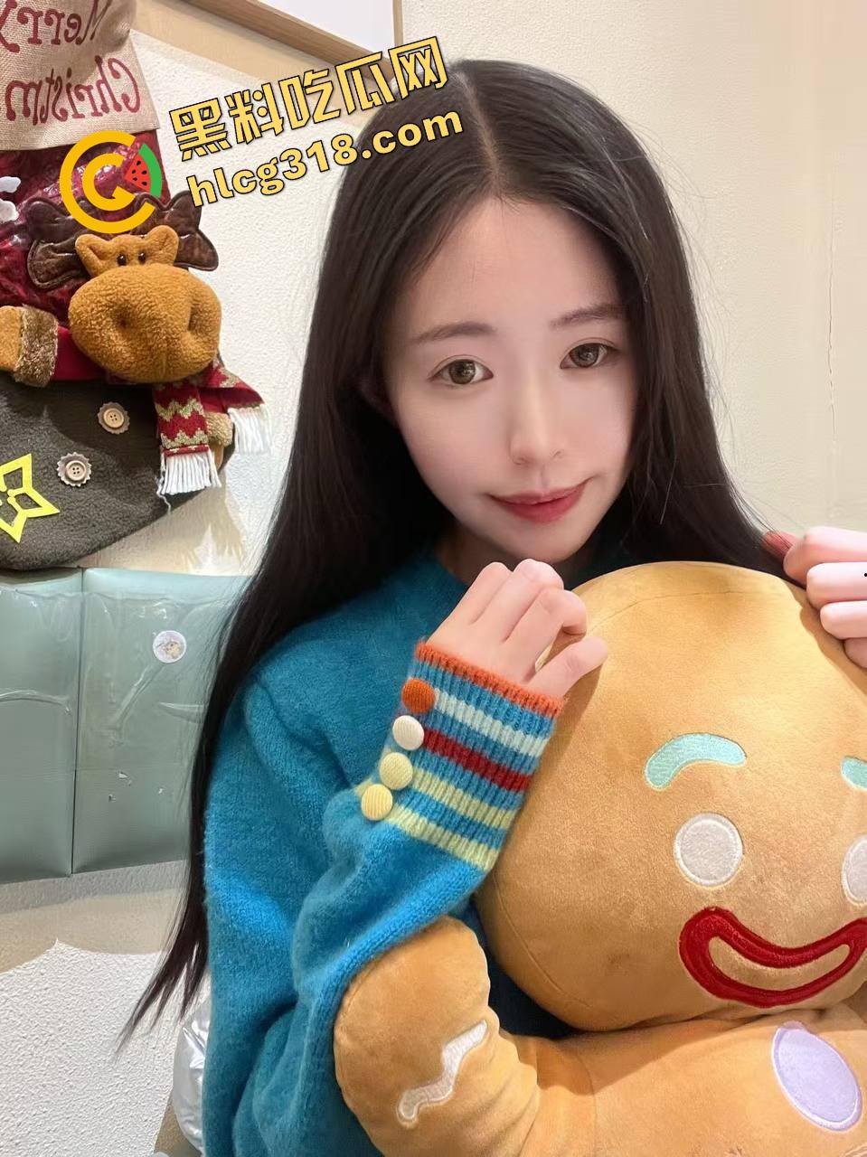 少年志不在诗酒田,而在小母狗的奶与臀,鸿鹄不必远志,舔硬之后自己坐上来骑,操翻眼前这骚狗才是正道!