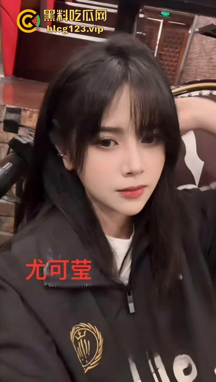 丝芭女团再曝黑料!女团成员 尤可莹 爆锤费沁源家暴出轨 刘蓓霏开房