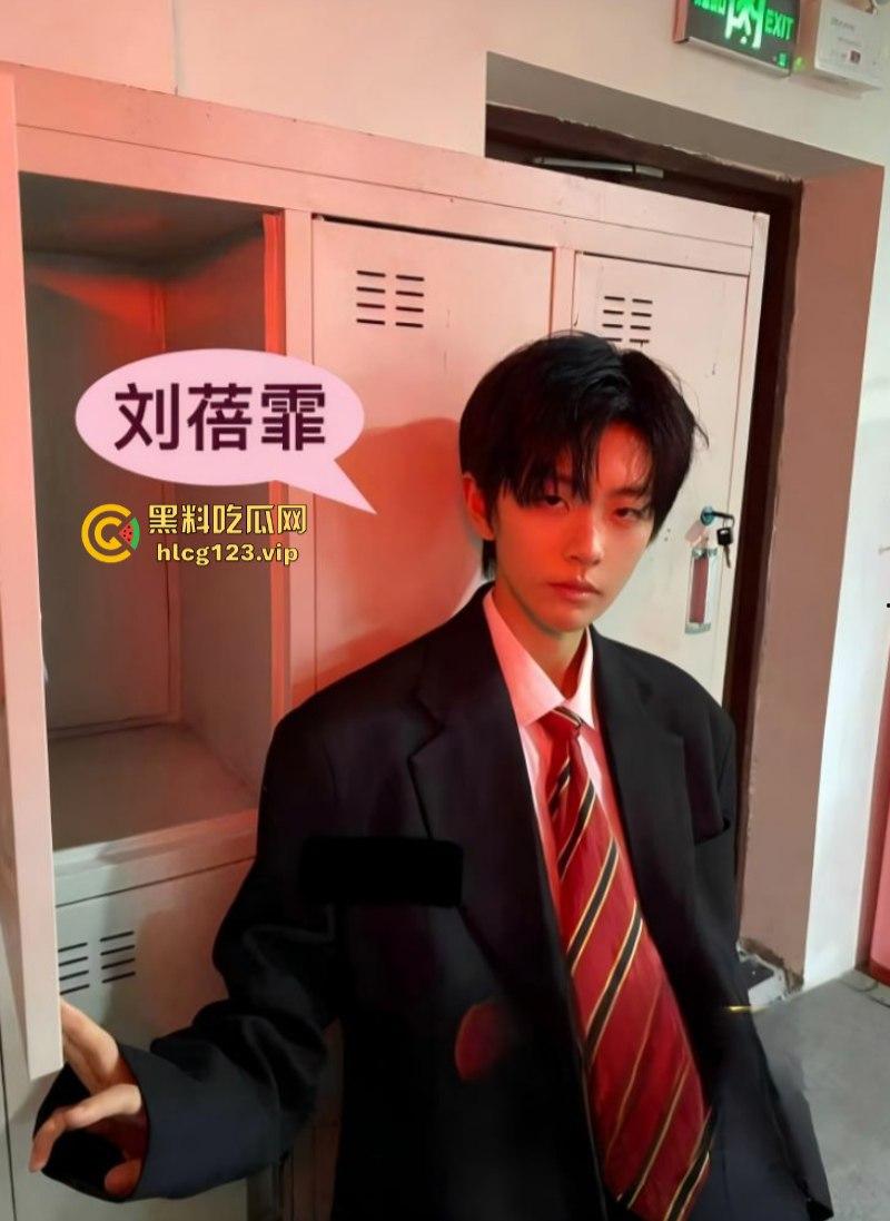 丝芭女团再曝黑料!女团成员 尤可莹 爆锤费沁源家暴出轨 刘蓓霏开房