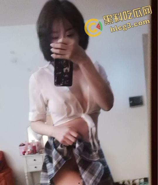 成都上岸美女骚鸡『丘丘』私密视频外泄!丰乳肥臀绝美身材镜前被男友后入狂草!