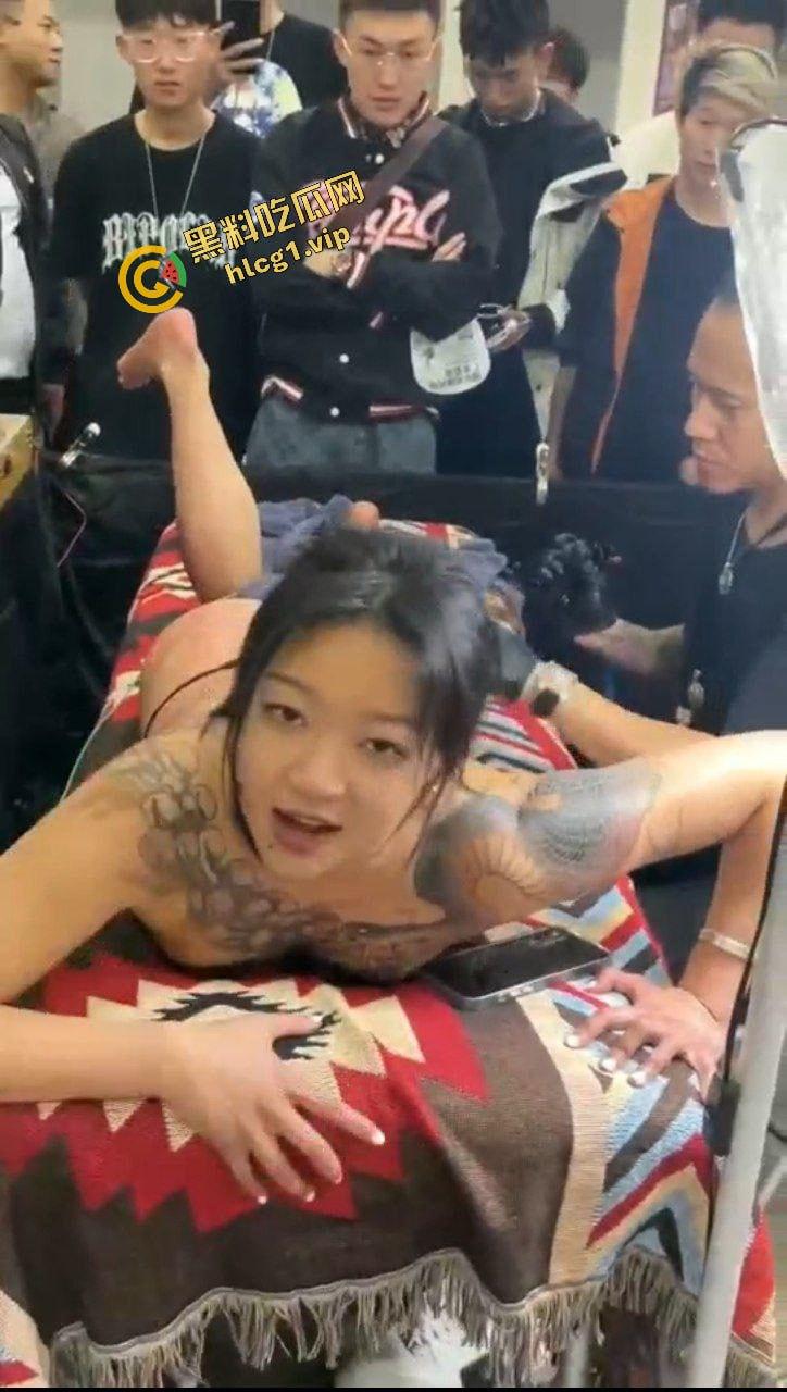 盘点各路 精神妹社会姐纹身!纹逼纹奶子 只为彰显母狗风范!