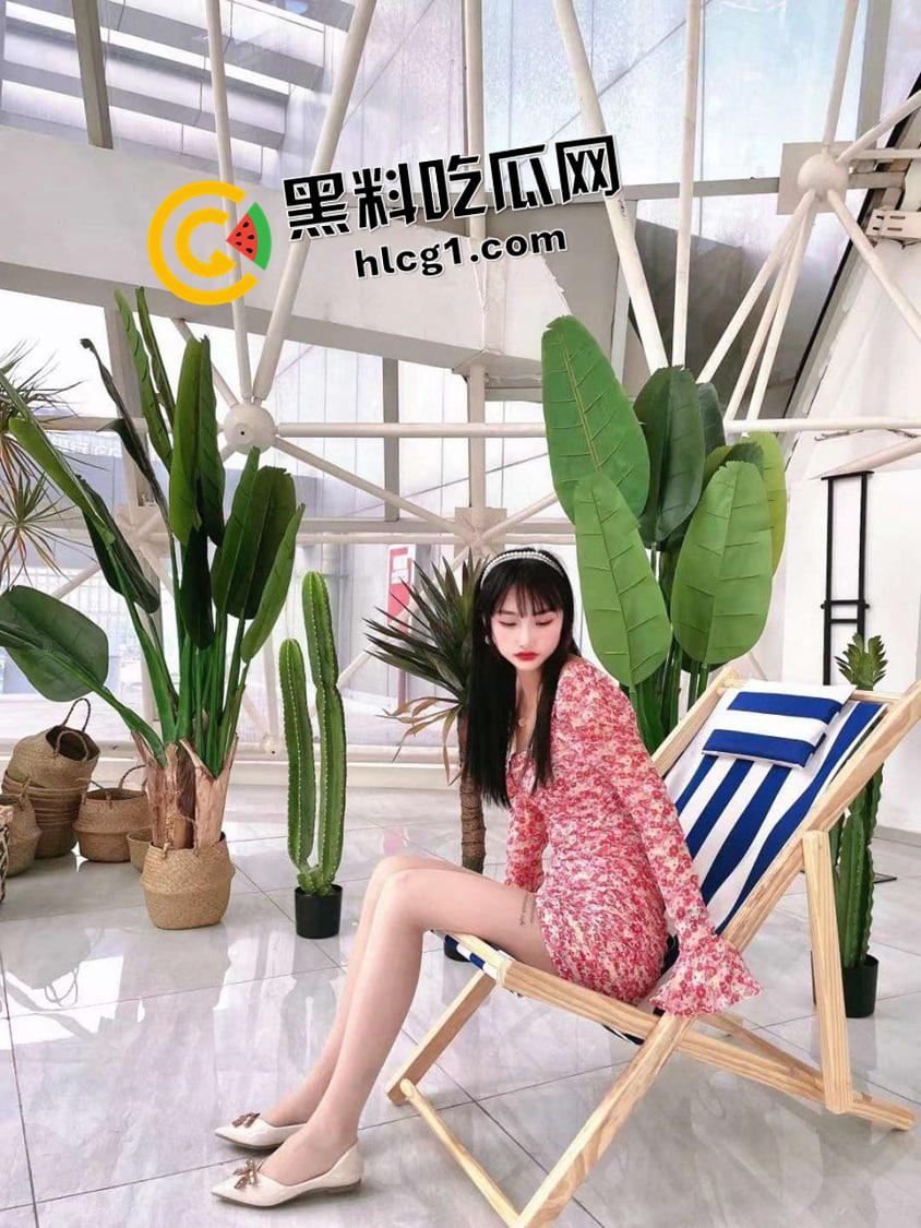 上海交通大学下海女大学生 淫纹身上纹 臭母狗本人 出租屋接待被拍视频流出