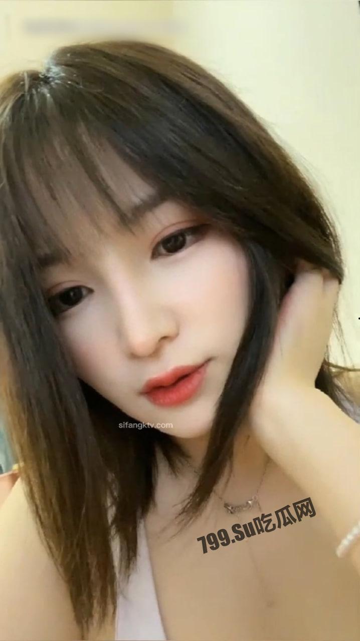 抖音高颜值瑜伽主播「妤子」超大尺度一对一 美乳硕臀很性感