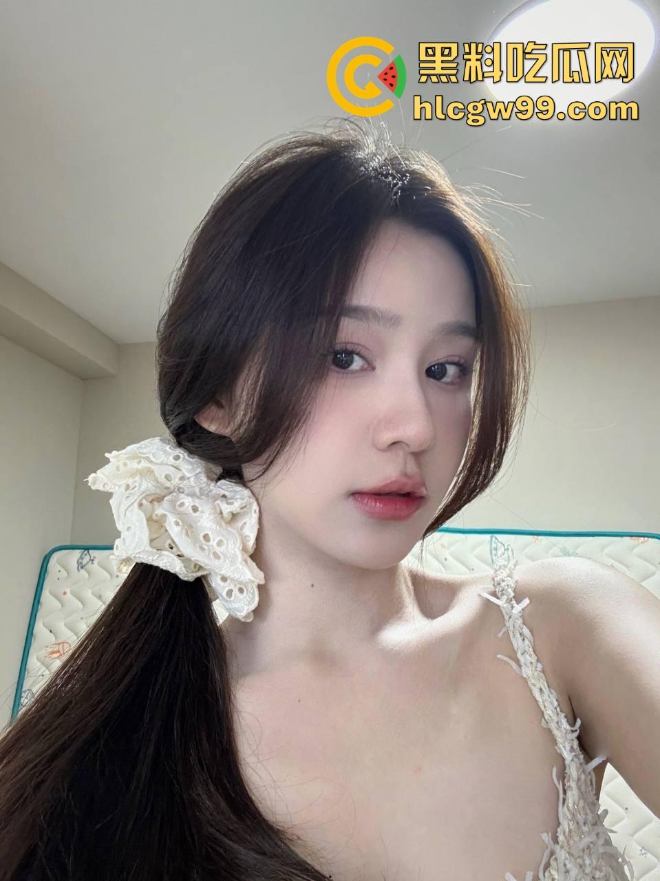 西安教师『孙雪梅 』寒假开放预订?SM视频泄露,奶子不大不小刚好、身材正点媲美模特果然教学有一手!