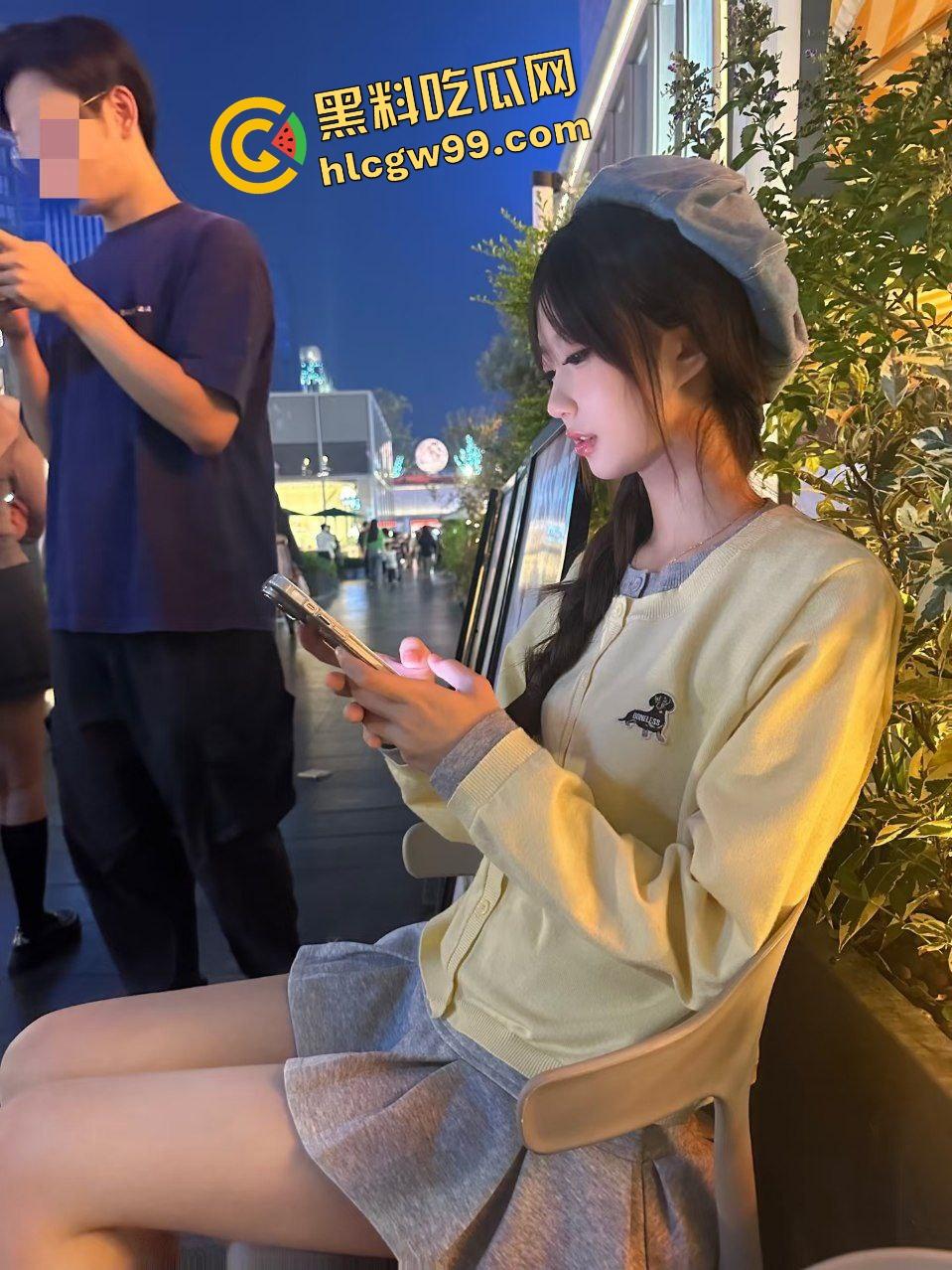 小情侣情人节酒店重逢,连着换了3家酒店爆干三天三夜!花重金买40只避孕套刺激榨干淫荡做爱!独家曝光流出!