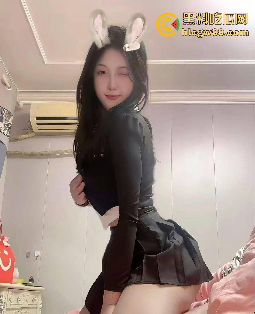 江西九江万达广场地下车库惊现激情时刻 情侣大胆挑战车库打炮，不料被偷拍 内容炸裂！