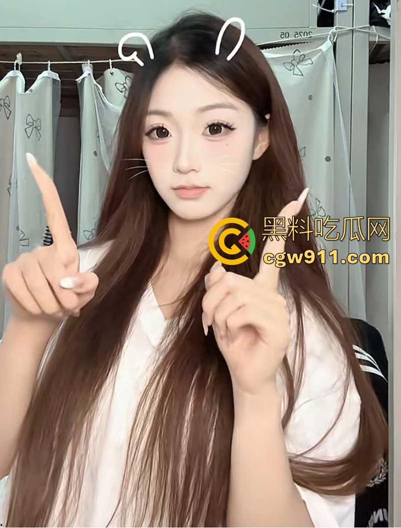 河北师范大学极品舞蹈生【周永媚】性爱私拍泄密,透穴蕾丝内裤勾男友,穿开档黑丝玩无套,花式体位轻松驾驭!