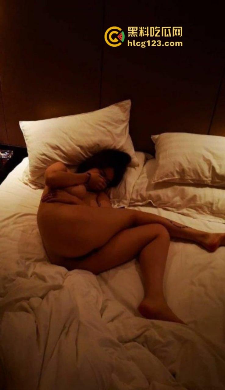 【白嫖探花】约炮27岁温婉白领HR 插进去立马就发骚 极品反差 百变大骚货