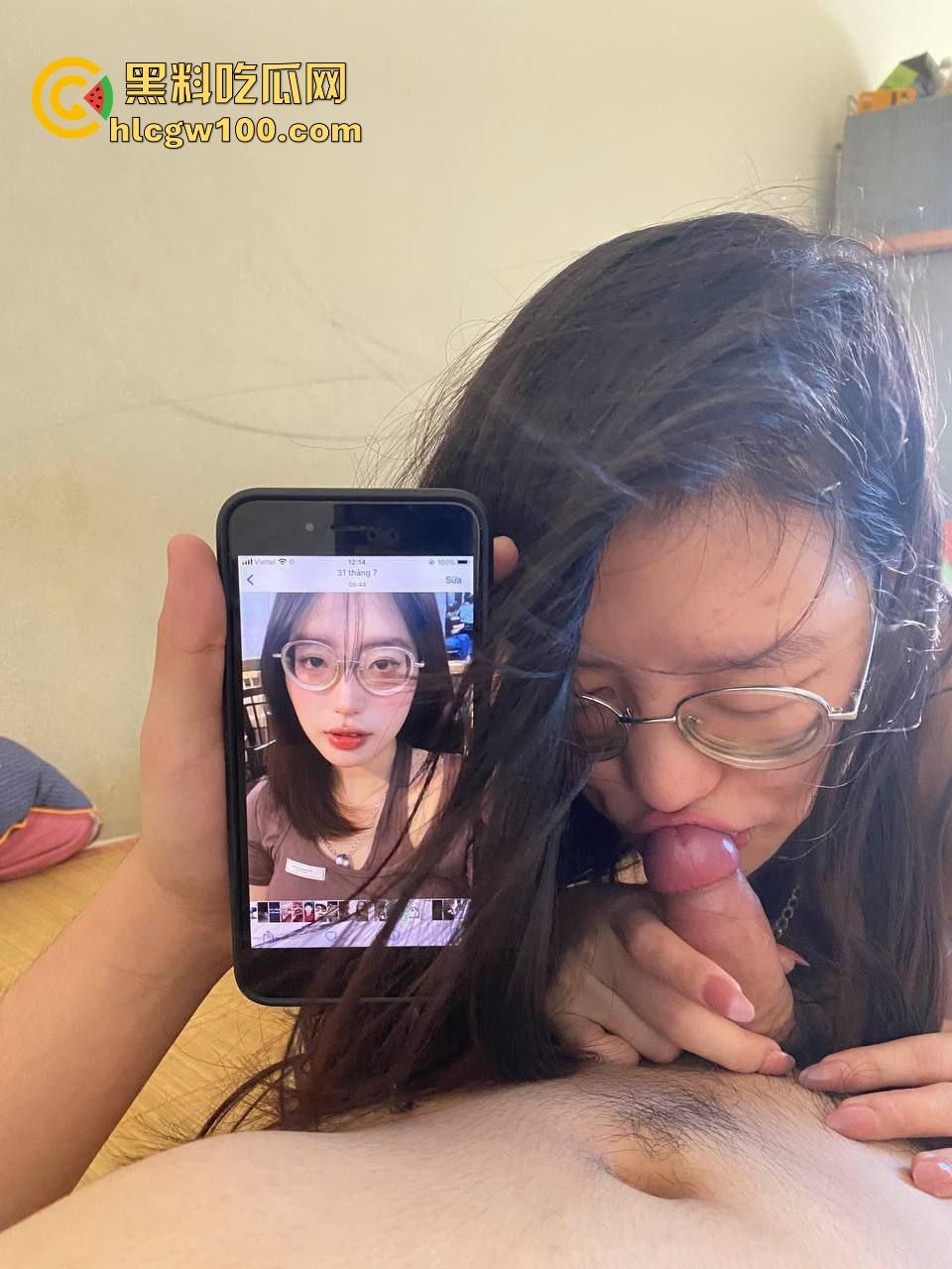 青海师大欲女骚货『李娇娇』 异地男友不管用拦不住她的约炮自由 背地里疯狂约炮满足口交瘾!