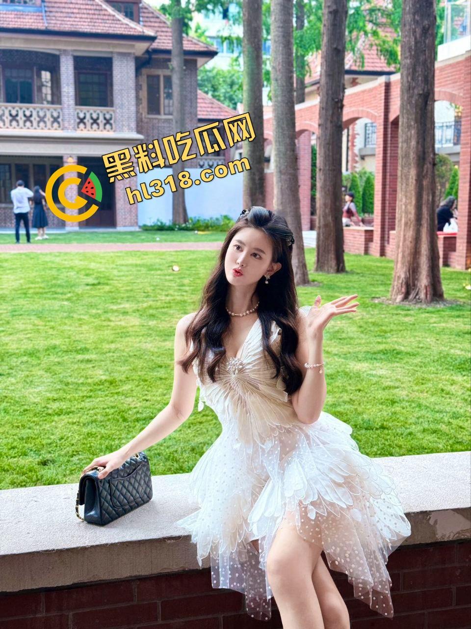 B站御姐网红『林小元』与金主调教视频流出,露脸口交爆操直播能装,床上才见真章大哥每分钱都花得值!