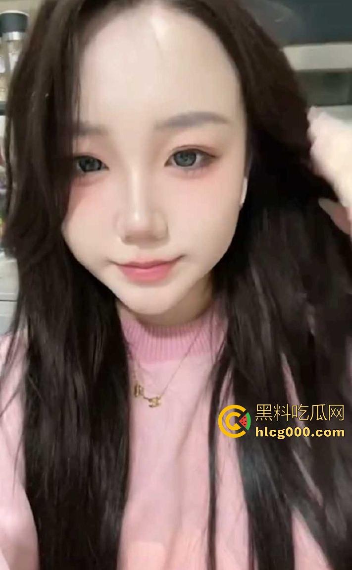 斗鱼舞蹈擦边主播【海绵老师】榜一专属福利流出,巨乳母狗露脸自慰,乳夹肛塞口交齐上阵,颠覆清纯形象!