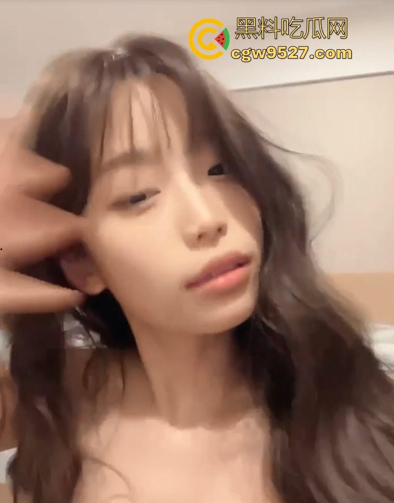 巨乳福利主播【宝儿妹妹】付费直播合集曝光,颜值和身材相当哇塞了,全程露脸玩无套花式性爱!