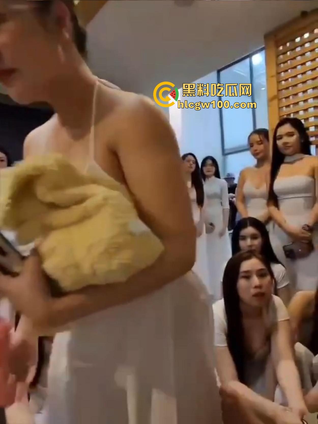 泰国mini版天上人间,选美店小姐姐个个顶级骚货全场嘎嘎乱杀,国内要有这配置就直接起飞了!