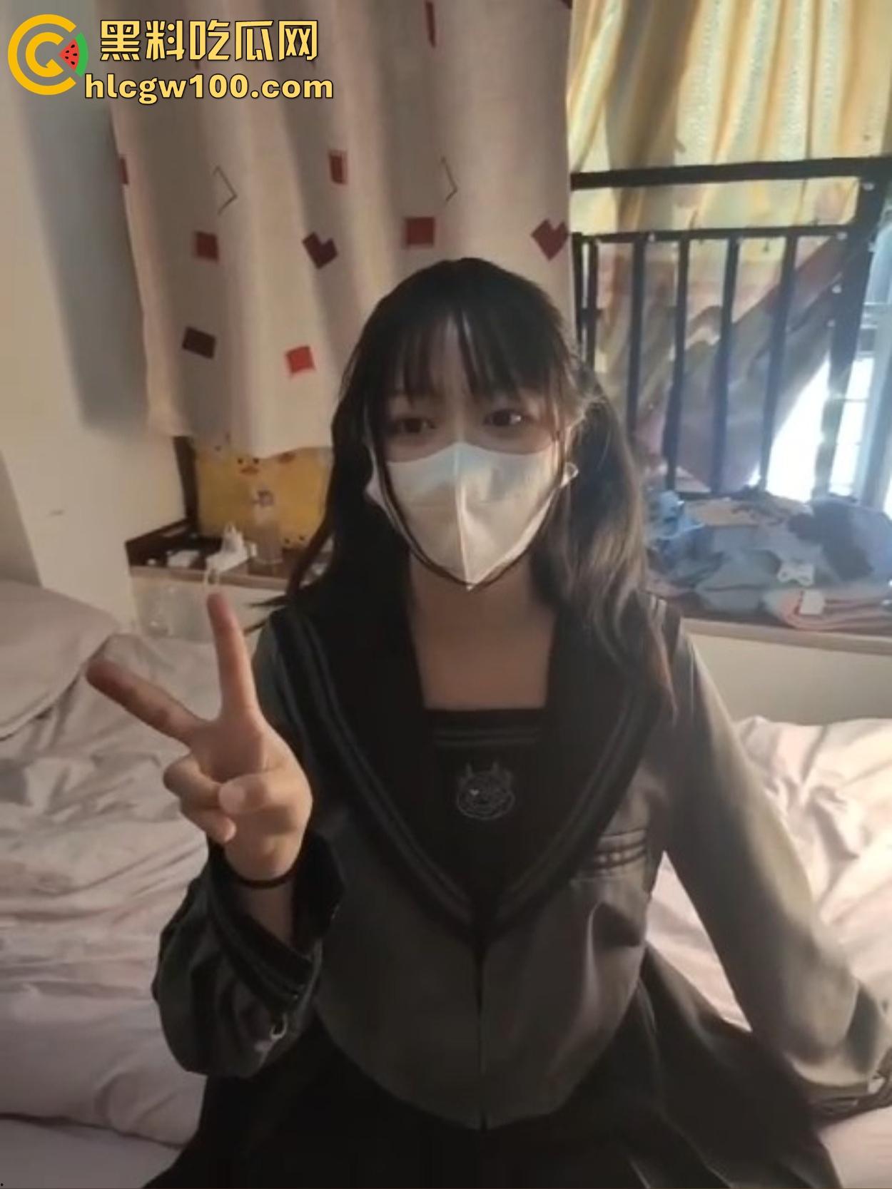 南宁双马尾学生妹【胡九万】骚浪视频流出,清纯脸装不住母狗心,动作骚得像条狗,撸点高到让人瞬间射!