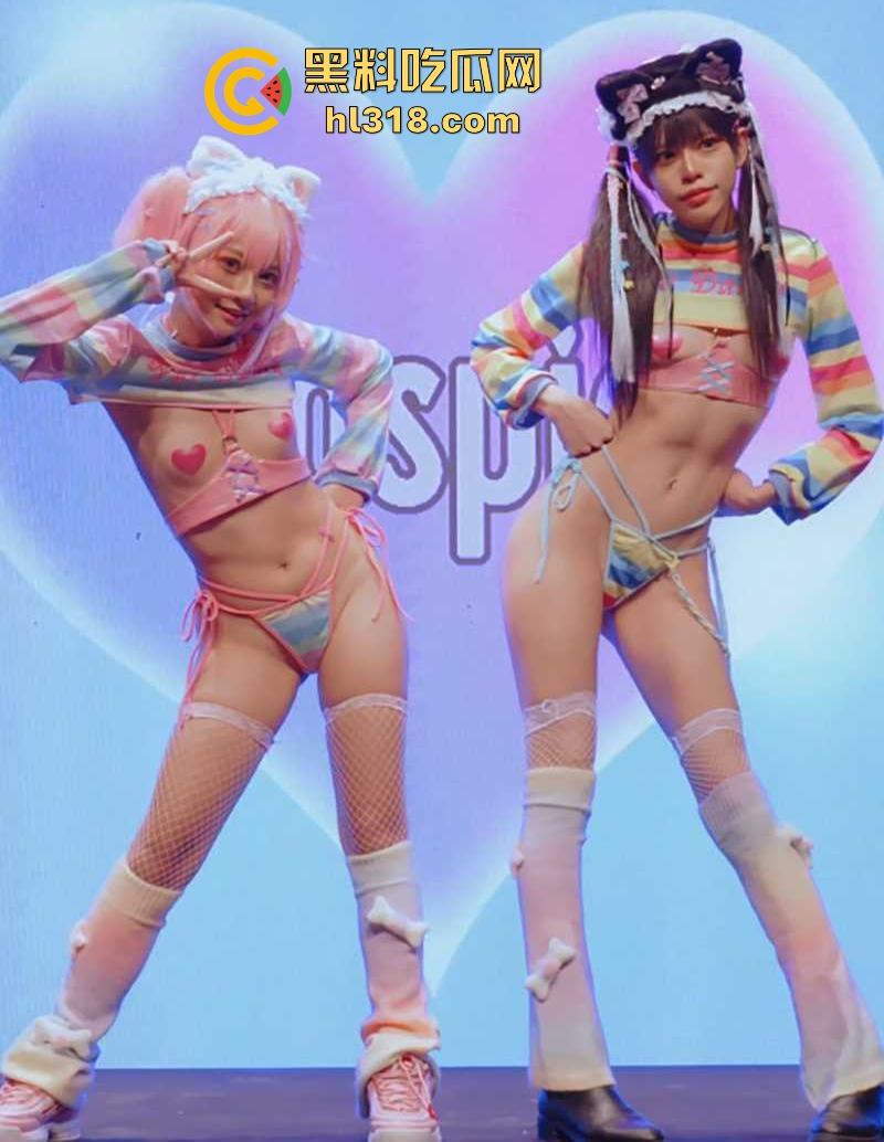 台湾COSPIE同人动漫展!性感嫩模上演暴露cos,衣着寸缕展示巨乳翘臀,纯纯的女优比脱衣大会!