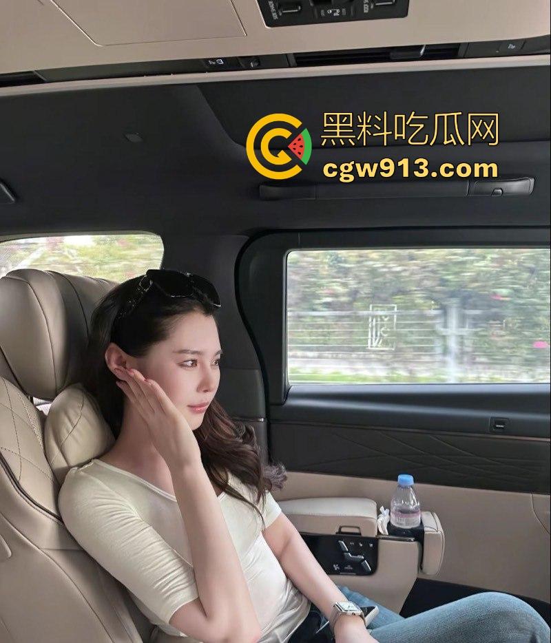 抖音御姐网红【萨琪拉不姓萨】榜一大哥重金包养,S级曲线细腰翘臀,被爆操大骚逼,私密性爱视频泄露!