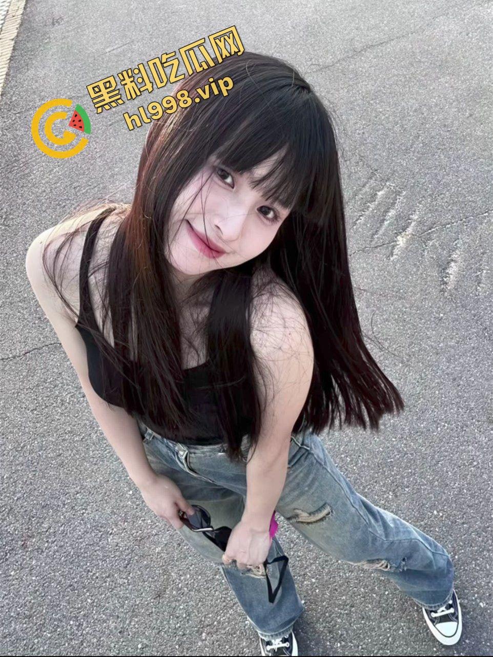 抖音齐刘海骚鸡『neinei』主页女神人设冰清玉洁 实际骚的没边 大哥约操十分得劲 独家曝光!