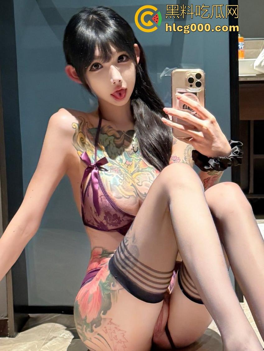 抖音符文战士【mo你别哭】高价福利视频流出,甜美外表下藏着惊人反差,高冷御姐跪舔展示绝顶口活性爱!