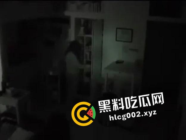 真家里有鬼!日本女子住在陌生男子天花板隔间 吃喝拉撒全靠偷 小日子也太变态了