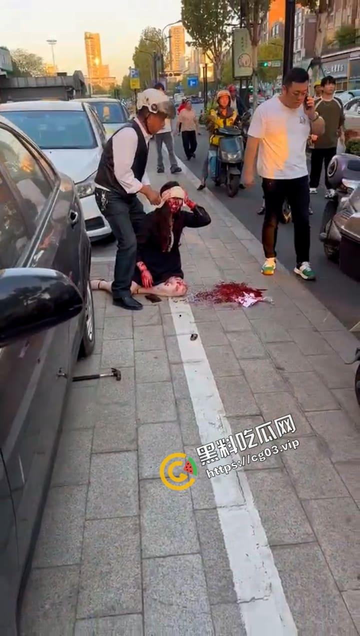 桐乡 男子因纠纷行凶 用榔头猛烈锤击美女律师头部 当场被制服