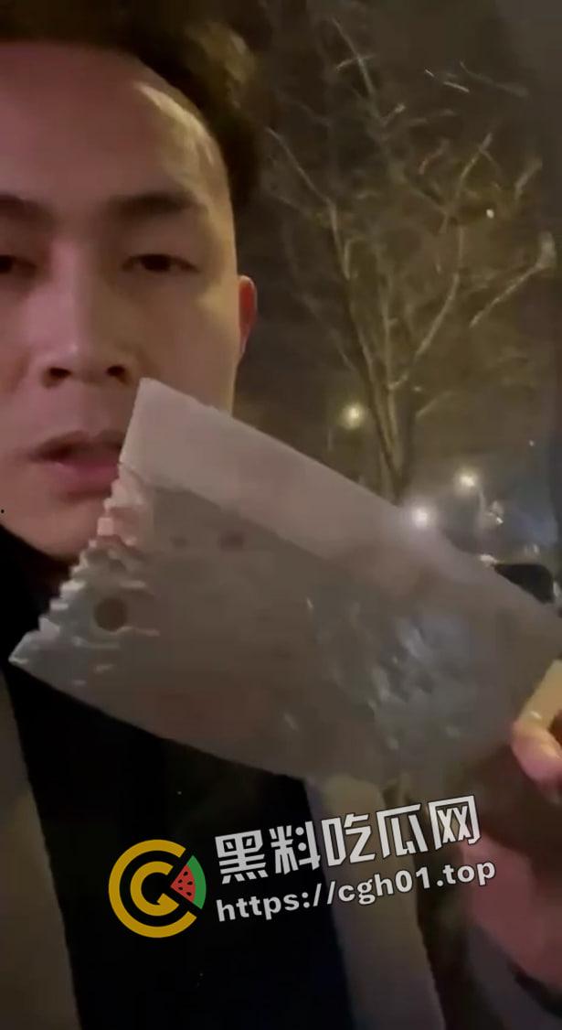 云南曲靖刀仔【张瑞畔】怒杀出轨女友【徐倩倩】发视频说全砍的动脉 手直接断掉 现场视频流出