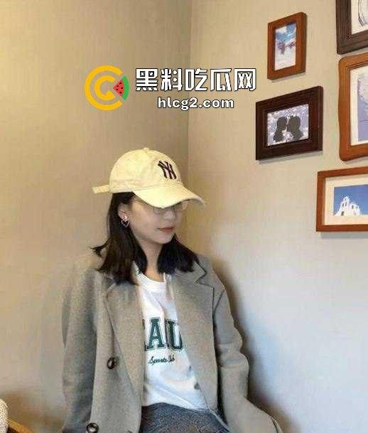 上饶师范学院反差婊『苏若琳』和猛男四眼卷毛男友开房 猛烈后入 激情爆操视频流出