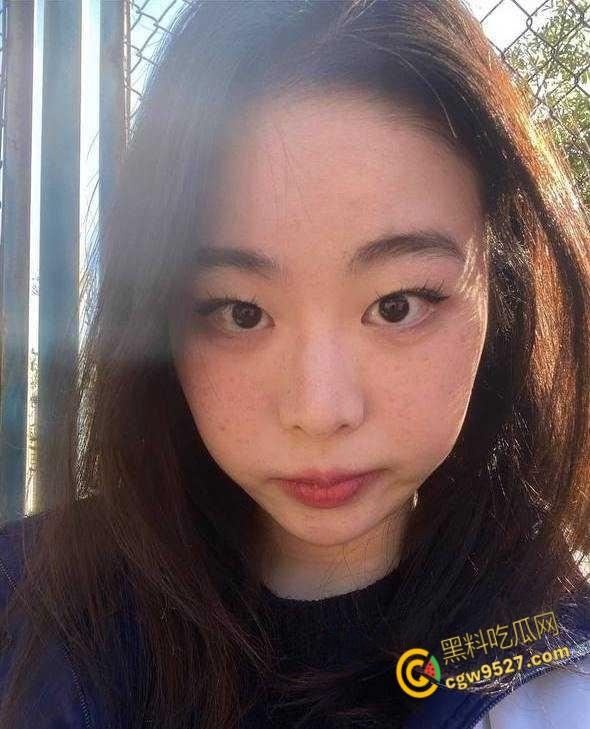 福建师范大学音乐系【叶欣怡】,专约高端局,普通渣男看不上要约就约网红,这大奶子梦中炮架啊!