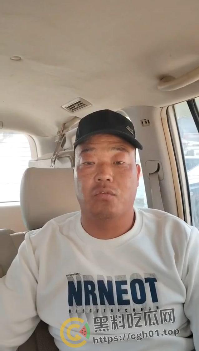 儿子被打 父亲让警察拦着不让回家?四川凉山霸凌事件 愤怒民众包围警察局