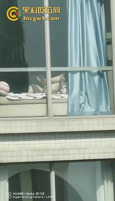 瓜友用华为手机偷拍邻居女孩看毛片自嗨!真TM清晰,以后干这事还是把窗帘拉上!这波偷拍真遥遥领先!
