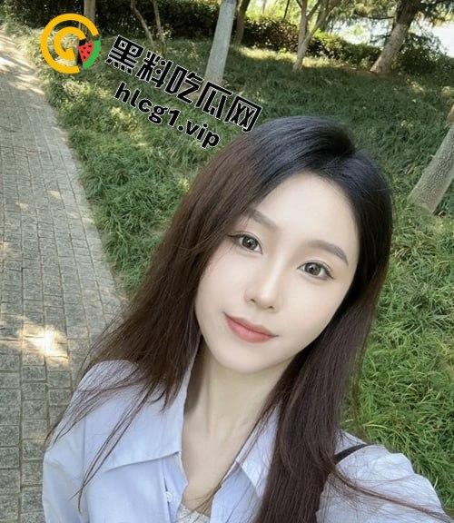 上海五矿美女交易员何麦伢私密视频流出!白领清纯表象下竟藏着如此大胆的秘密!