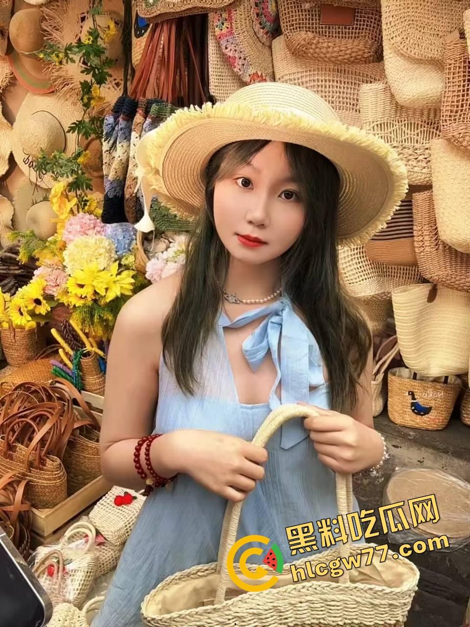 海南海口异地恋女友嘴上等男友,身下换N根,3年感情被小奶狗干穿!