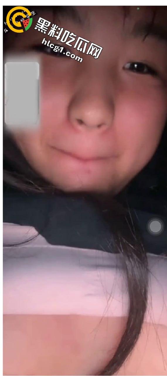 徐工职生物制药大一女生荣佳欣,和姐夫视频自慰被曝光 军训服下的小骚货