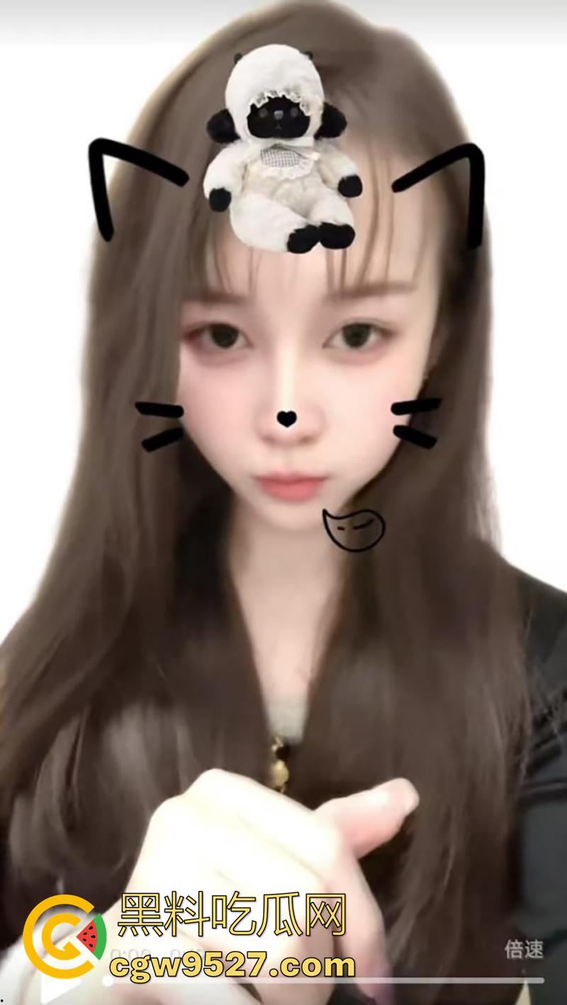 真实叔嫂乱伦,大神【人民日鲍】,借口住在哥哥家,努力数月终于拿下25岁大嫂,皮肤白皙美腿性感身材超棒!