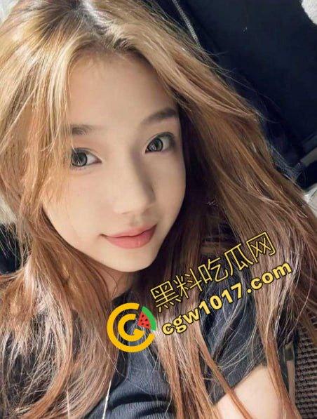 极品嫩妹性爱视频流出！男友做爱时掐脖子扇脸 直接暴力调教， 嫩妹一边被打一边被操 直接哭着说不做了要分手！