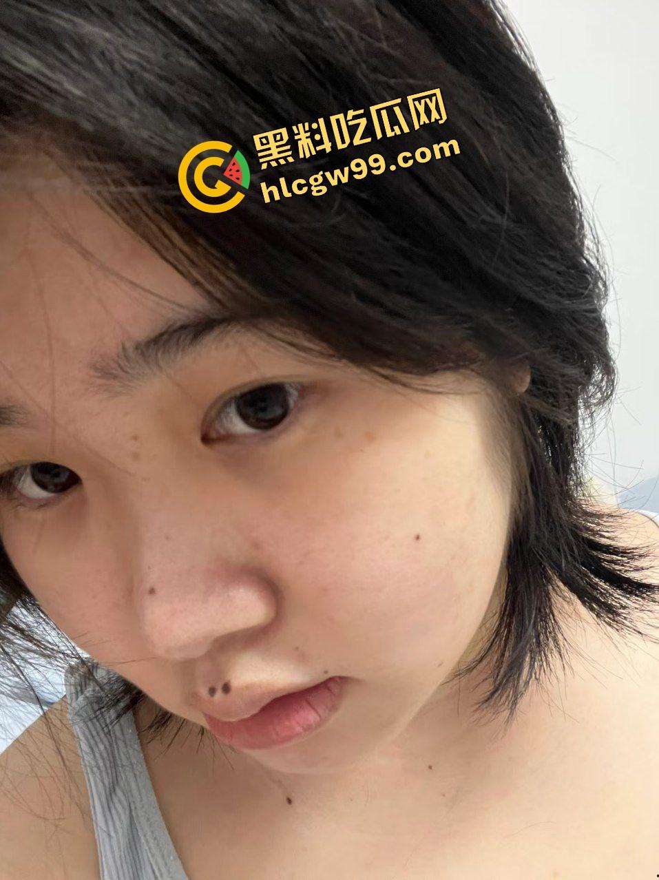 贵州反差骚母狗痴女【江倩】化身书法家上演绝活，毛笔插进逼里写字，重口调教贱逼！