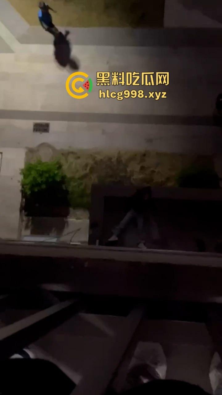 柳州机电一学生跳楼自杀 现场视频揭露真实原因 竟是连裤衩都赔干净了??