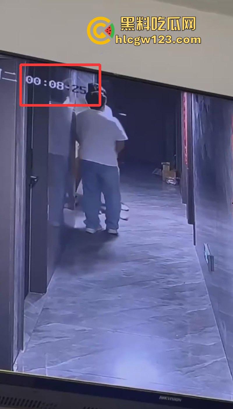 美女520当晚酒醉被两名男子捡尸 强行拖入酒店房间 轮奸2小时酒醒后才被救出 最终两人被拘!