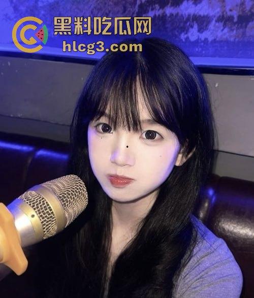 广东富二代七夕狂欢派对曝光!移动KTV车厢内校花沦为胯下玩物!驾驶室激烈啪啪淫叫声不断!