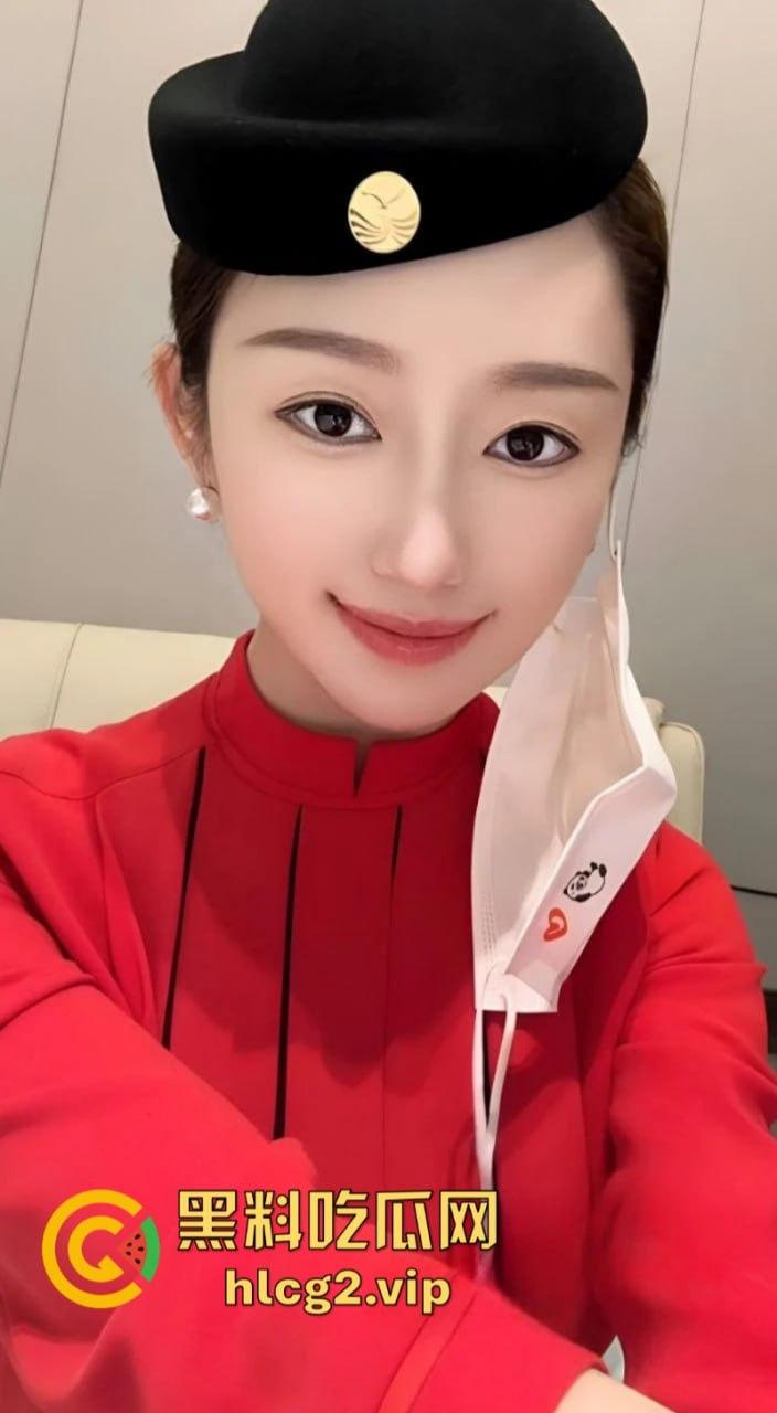 川航极品骚货空姐【周娅菲】骚穴天天求精 日常约炮 逼闲着就难受