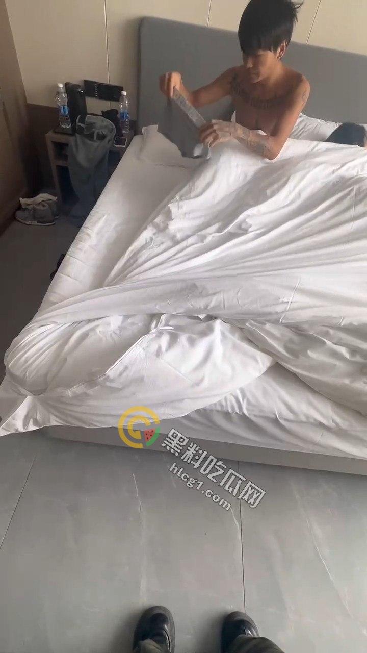 狗血剧情现实版!女友酒店捉奸狗男女,直接在抖音曝光全过程,网友围观爆棚!