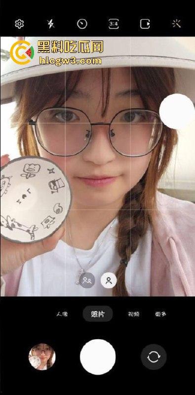 广西大专女学生【张可欣】私密视频外泄!学长曝光其吃鸡吧视频,女主疑受打击休学!