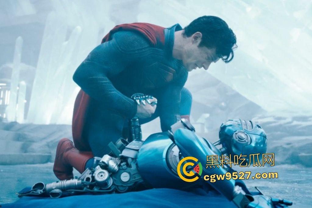 《超人》2025惊天危机!卡尔-艾尔卷入全球阴谋,莱克斯·卢瑟科技欲想灭杀超人,最后被露易丝·莱恩联合超狗逆转乾坤!