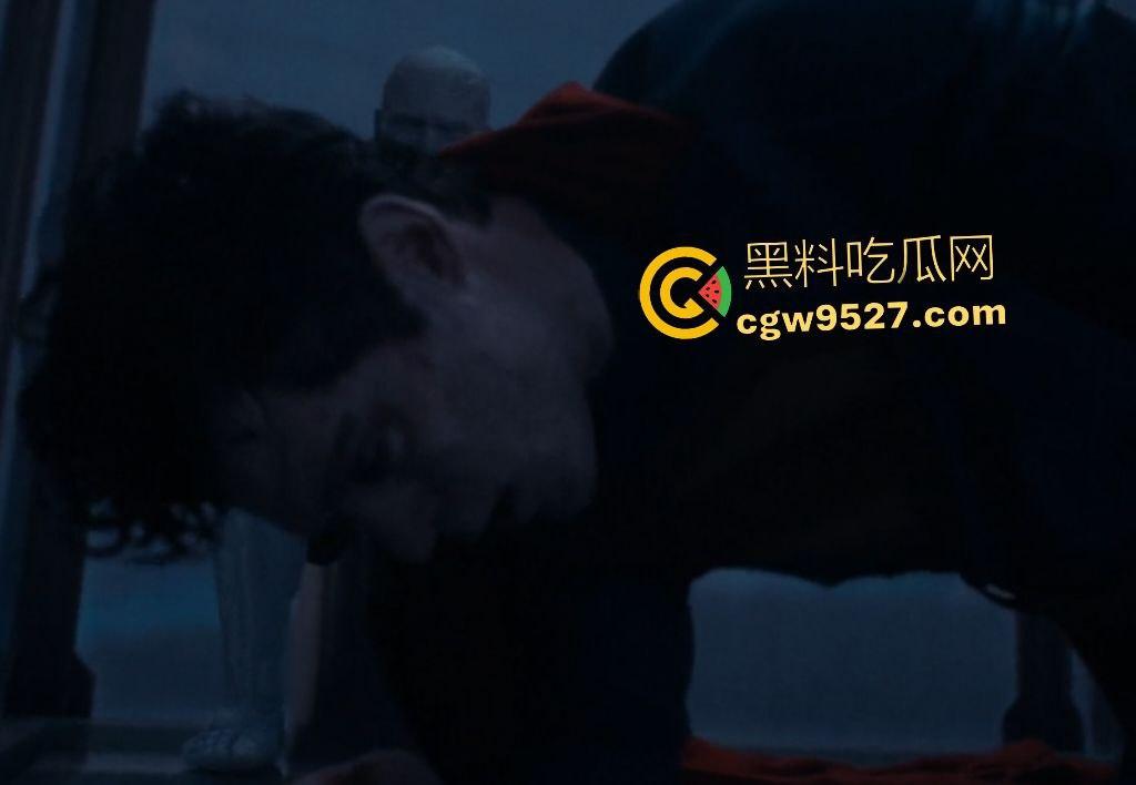 《超人》2025惊天危机!卡尔-艾尔卷入全球阴谋,莱克斯·卢瑟科技欲想灭杀超人,最后被露易丝·莱恩联合超狗逆转乾坤!