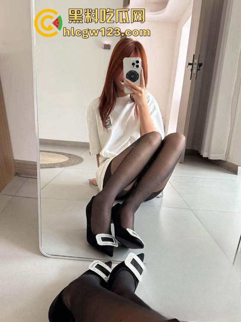 与老姐激情l乱伦 交合后仿佛打通任督骚脉 成功激发老姐淫骚本性 黑丝老姐越来越骚了!