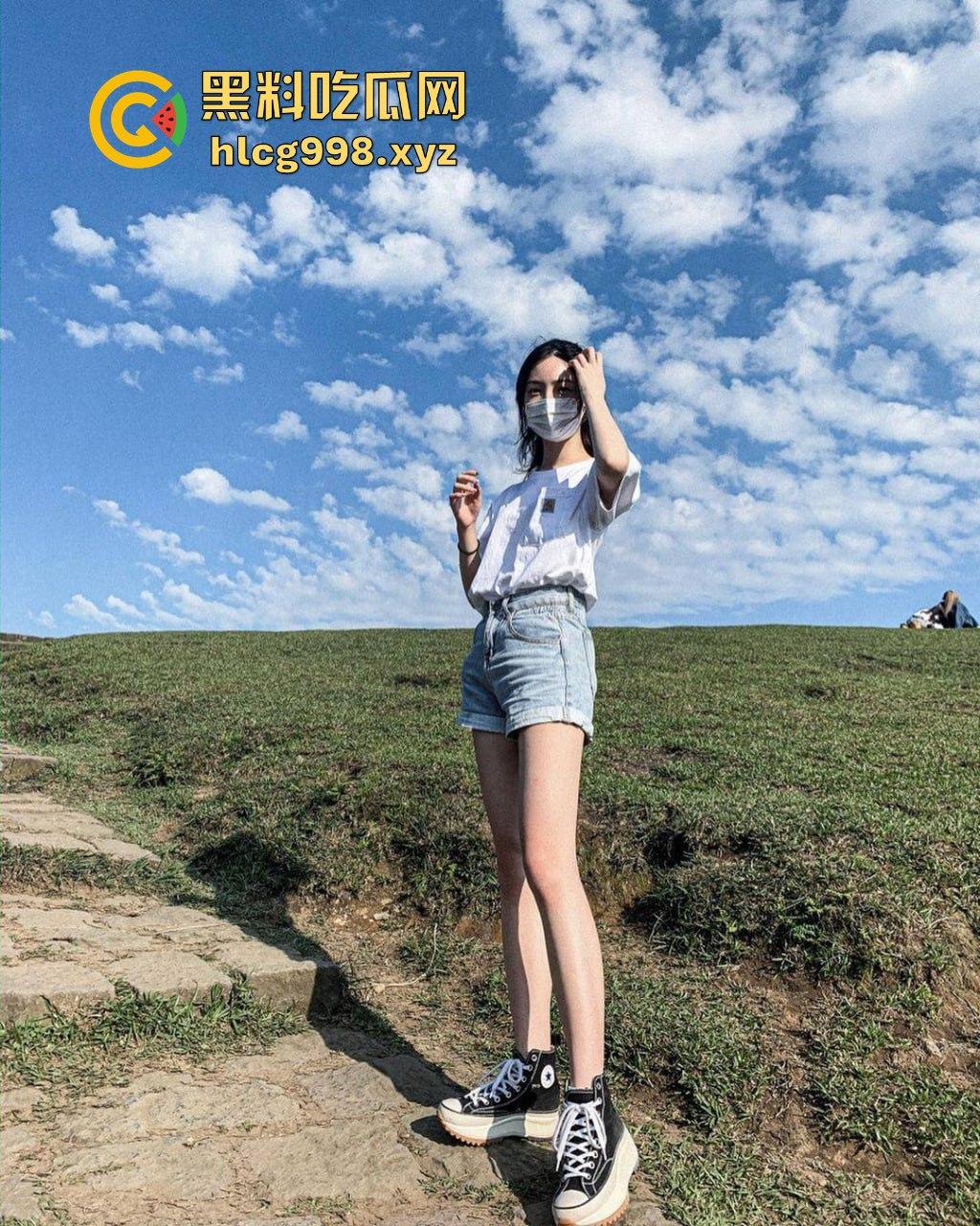 台湾模特【汪淼】骚气十足!情趣内衣轮着换,大长腿让老公天天交公粮撑不住!