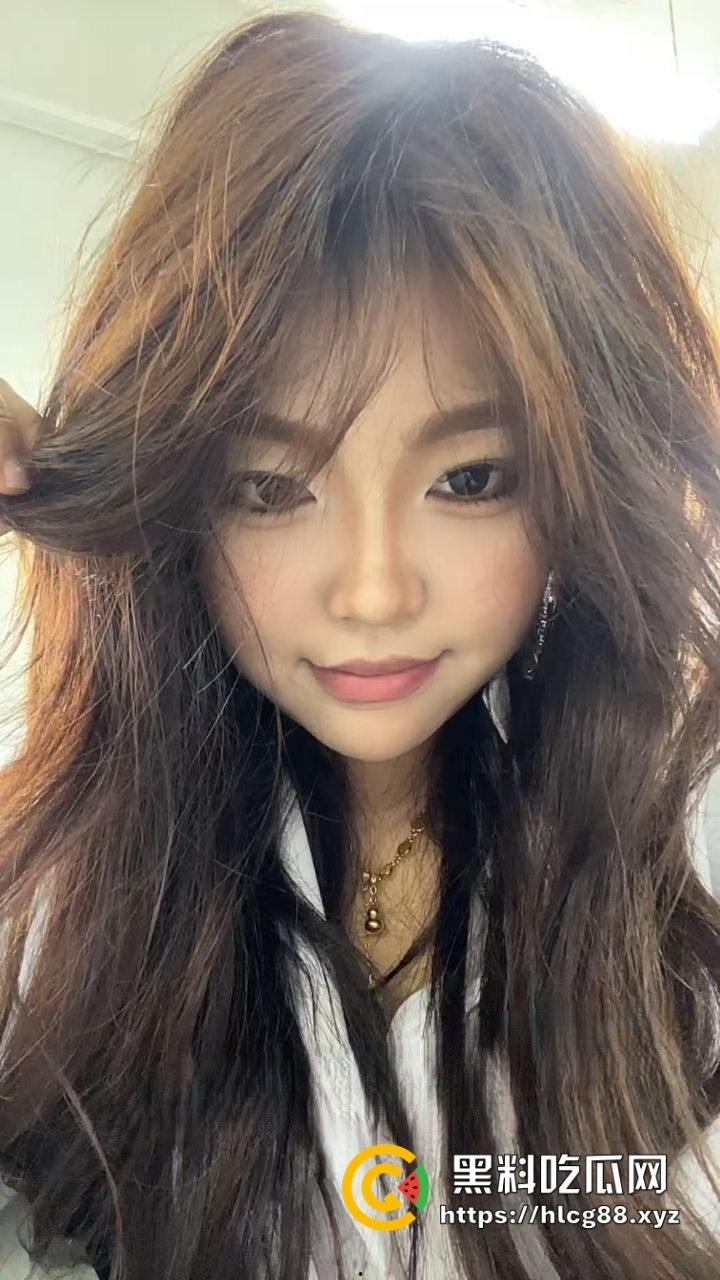 湖北师范大学学生妹【李佳莹】骚炸天,酒后捆绑SM调教,无套内射操翻这贱货!